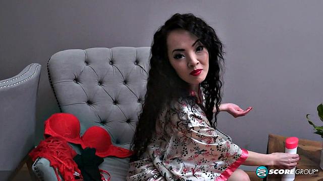 Hitomi sucks nipples and makes herself cum