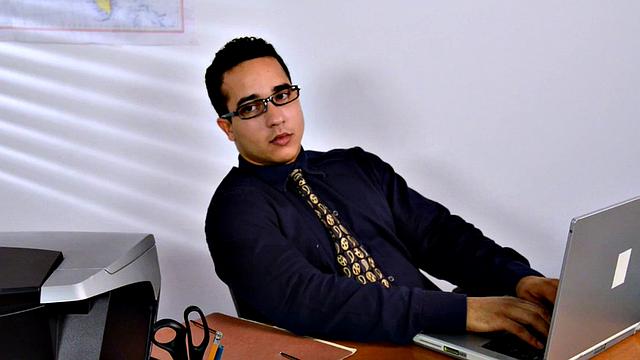 Teen Schoolgirl Cali Sparks Gets Penetrated in Detention