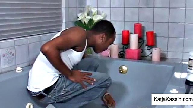 Interracial threeway with two hot babes