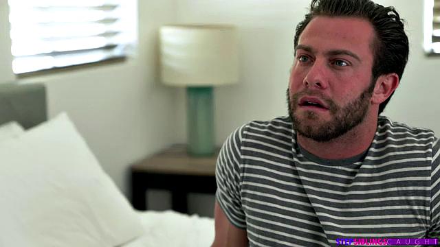 сестричка не даёт брату спустить зря - сперма только для неё