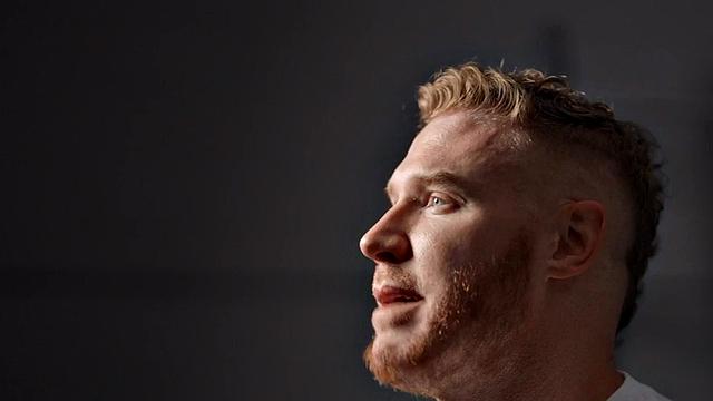 Eager tattooed muscled solo jock wanks and cums