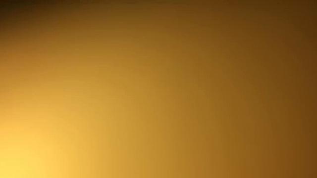 Julian Haze в розовом белье жёстко дрочит и заливает себя спермой