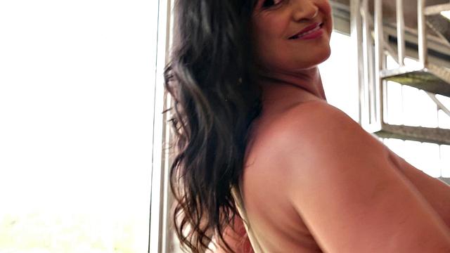 Kailani Kai: Teasing Lingerie