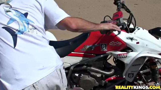 Satisfy Your Wildest Craving with Outdoor Throbbing and Pierced Pussies