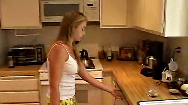 Sexy April Plays With A Dildo On Her Pussy