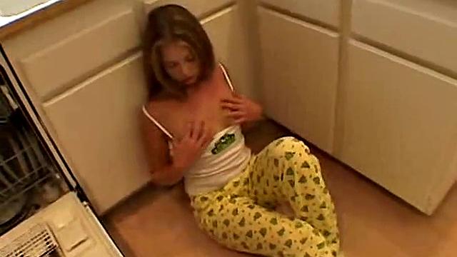 Sexy April Plays With A Dildo On Her Pussy