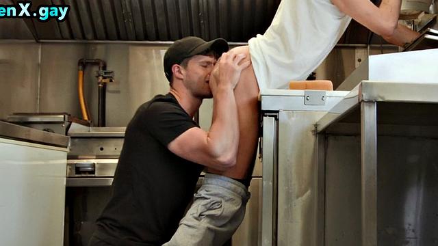 Manly stud rims and fucks public bottom in kitchen