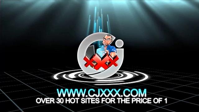 Стрейт парень Энрике жадно ловит сперму на лицо в гей-сцене.