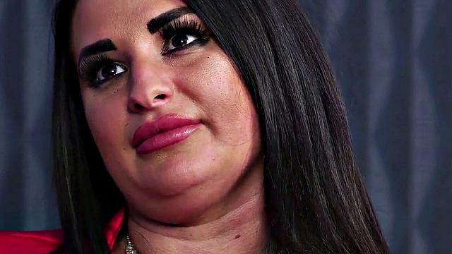 Busty curvy bigass and bigtits MILF teases male jerker