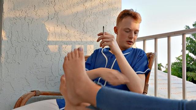 Lucky babe filled with black dick in pussy