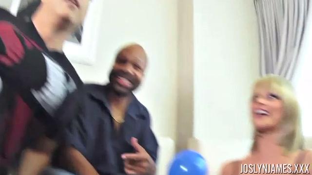 Balloon Play with Joslyn James