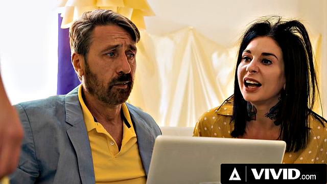 VIVID - Naughty Exchange Teen Kendra Spade Blows Steve Holmes For A Facial Finish