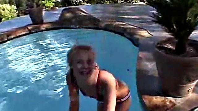 Petite blonde gets pussy fingered