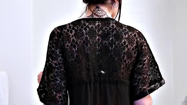 Beauty & The Bathtub