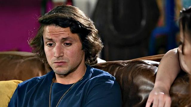 Stepmommy with medium boobs pussyfucked by stepson