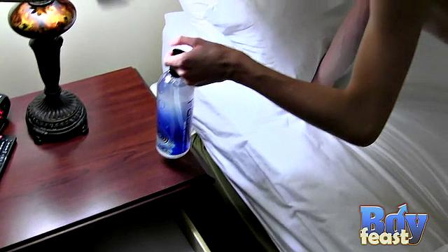 Condom Cum for Sporty wTinks - Dakota White & Dustin Knox
