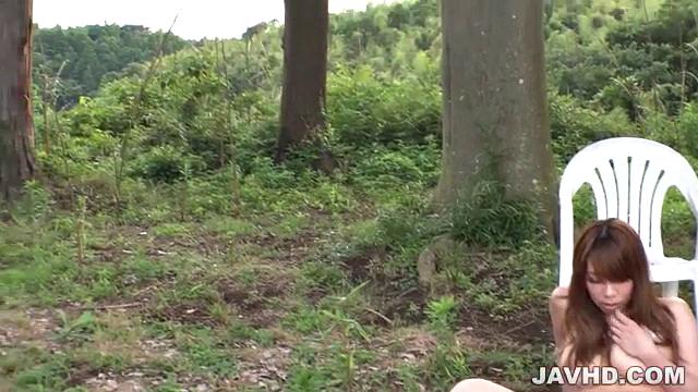 爆乳ビキニギャル～野外玩具強制アクメ