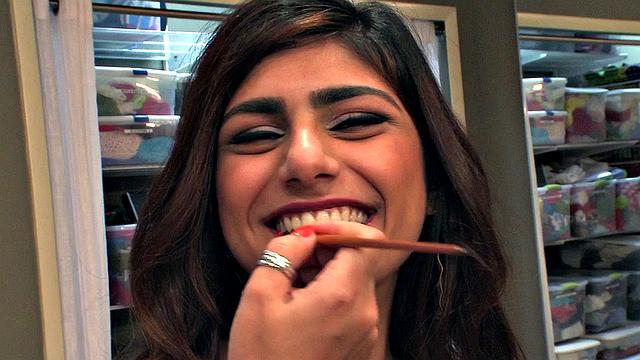 She's lovin' it and havin' her way