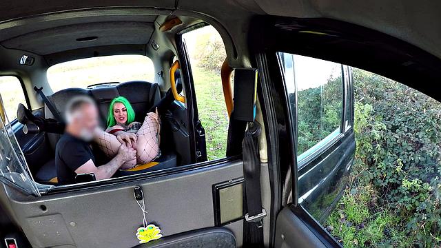 Lick my pussy & arse