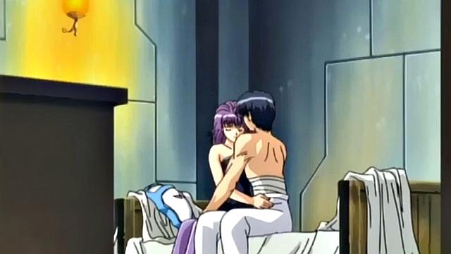 В шатре генерал смачивает большие сиськи и жёстко трахается перед битвой с демонами в замке Фантазия.