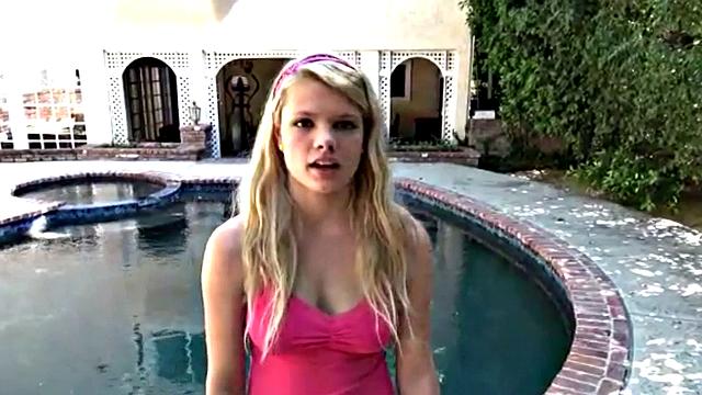 Naughty outdoor lesbo fun teens get dirty