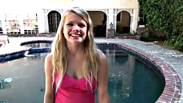 Naughty outdoor lesbo fun teens get dirty