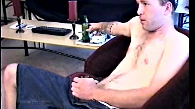 Sucking Off Straight Johnny