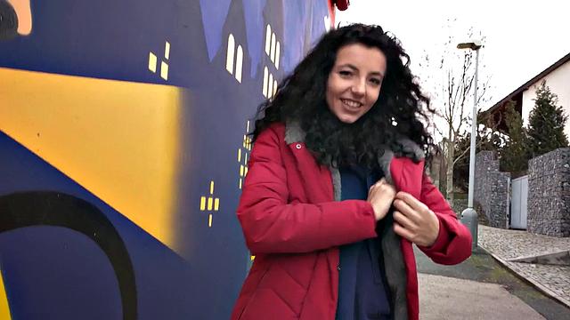 смотри, как агент жарит эту красотку раком