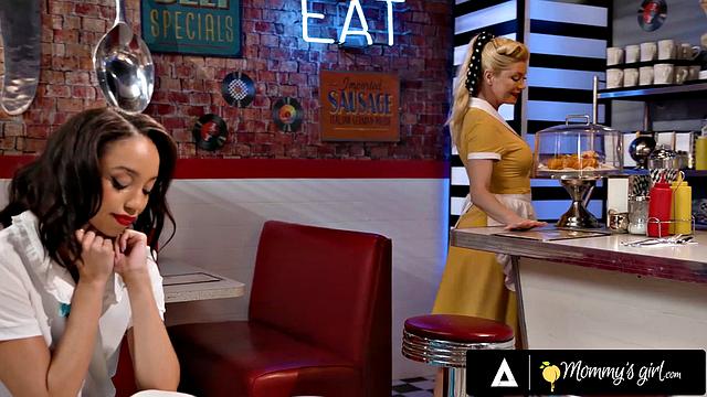 MOMMY'S GIRL - MILF Serene Siren Rough Scissoring & Face Fuck Spark Cute Alexis Taes Lesbian Lust