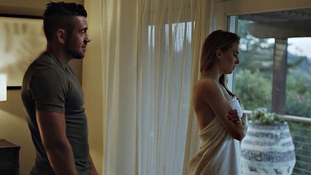 Piercedpussy stepsis penetrated by her stepbros cock