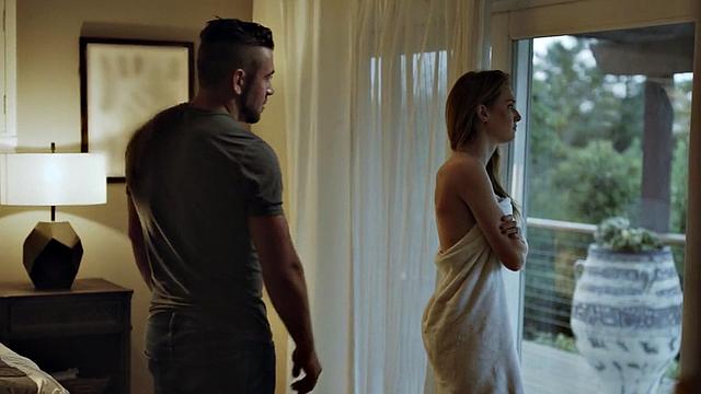 Piercedpussy stepsis penetrated by her stepbros cock