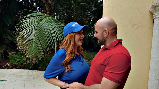 Redhead MILF fucked in asshole outdoors by nice dick