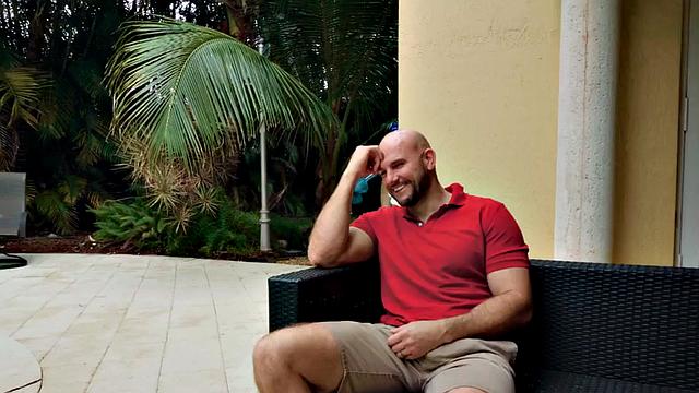 Redhead MILF fucked in asshole outdoors by nice dick