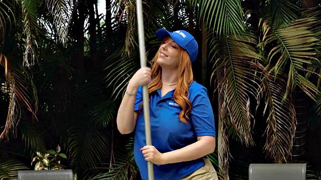 Redhead MILF fucked in asshole outdoors by nice dick