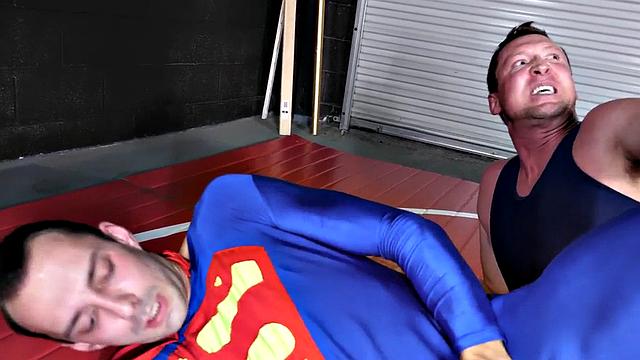 Cosplay wrestler assfucked and jizzed by jock