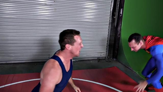 Cosplay wrestler assfucked and jizzed by jock