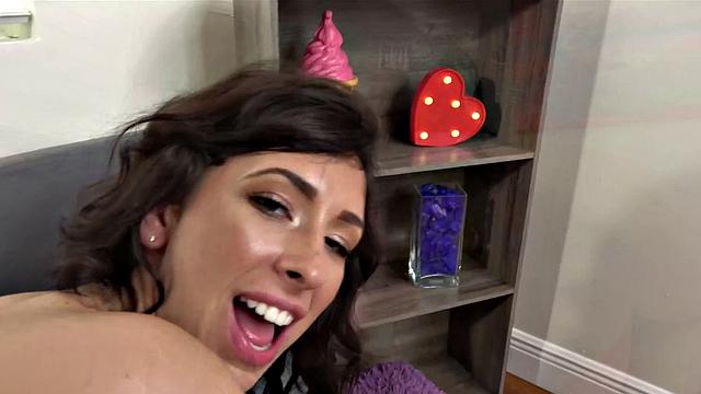 You want me to creampie you?!