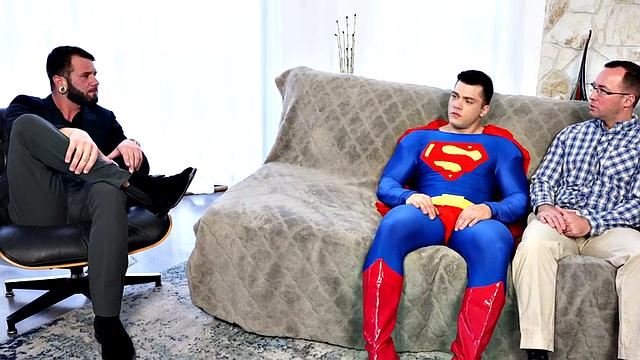 Creampied bottom in mesmerizing 3some with studs