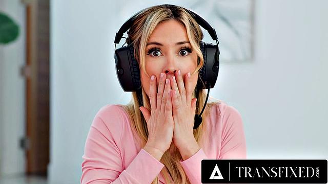 TRANSFIXED - Horny Gracie Janes Playful Mischief Fucks Gamer Roommates（笑  Bella Blu & Aiden Ashley