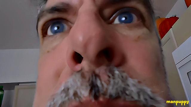 DADDY GIANT 43 - Tiny Chef Wiener - Richard Lennox