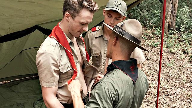 Newbie skinny scout 3some assfucked by in tent