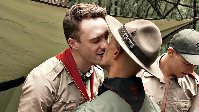 Newbie skinny scout 3some assfucked by in tent