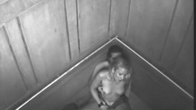 Elevator to pussy heaven rides dick