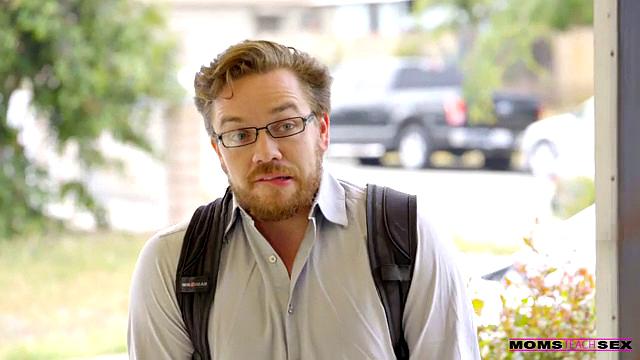 Spanked By Stepmom - S8:E10