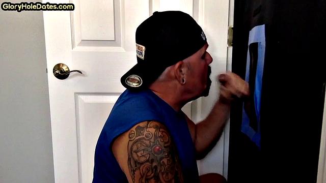 Gloryhole deepthroat DILF spoils dick with skillful mouth