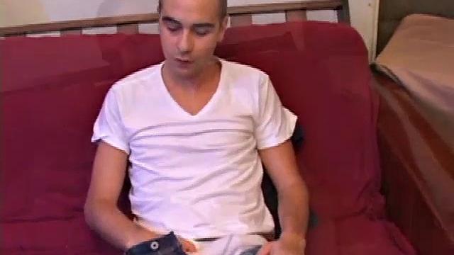 Vincenzo Jerks Off