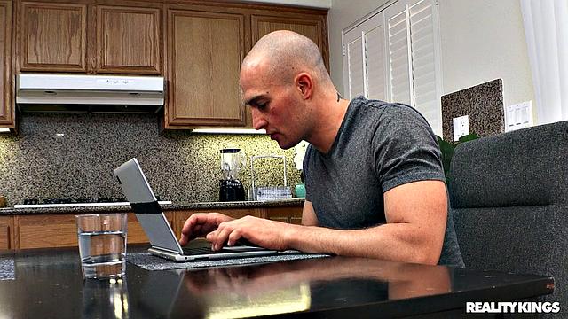 Crawling For Cocking