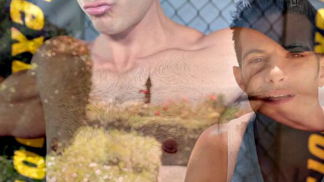 Watch this muscular jock jerk off and wank before taking a hot load on his face