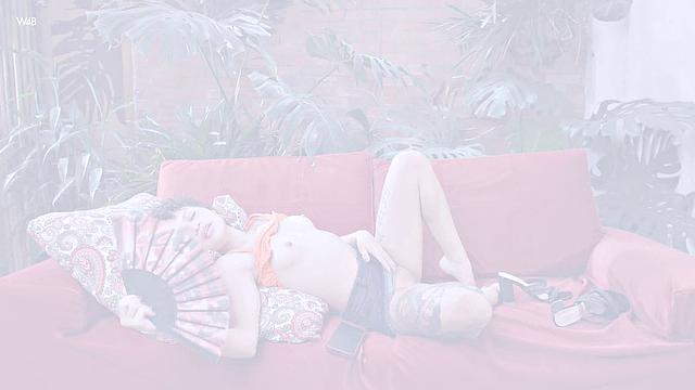 Lilith Baph: Fuck Machine: A Day