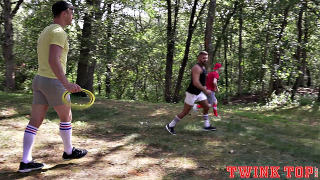 LOGAN CROSS Chapter 2 - Training Thanksgiving